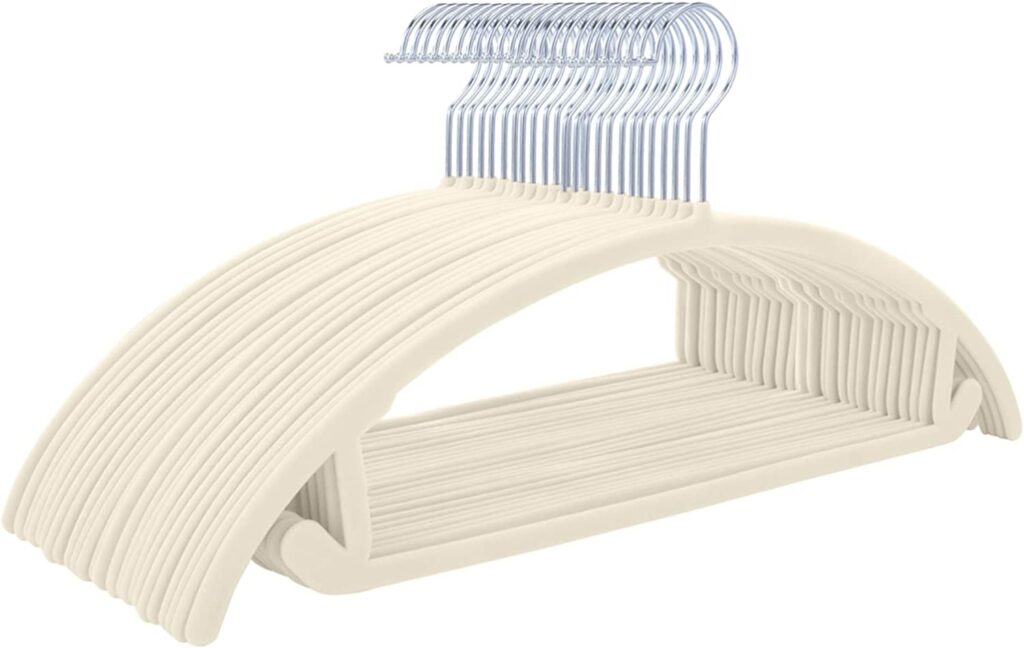 MIZGI Premium Velvet Hangers