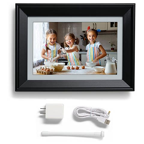 PhotoSpring Digital Picture Frame