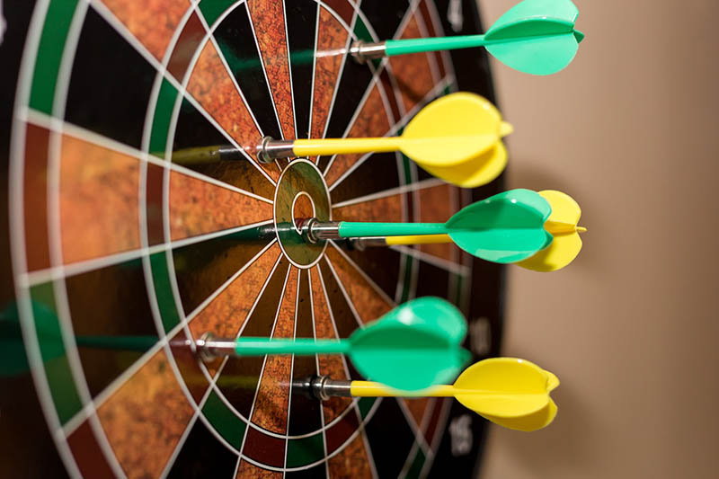 arrows on the dartboard