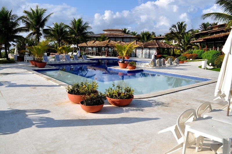 outdoor in ground pool