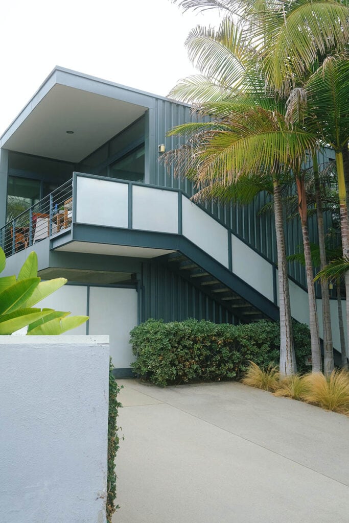 two-storey shipping container house
