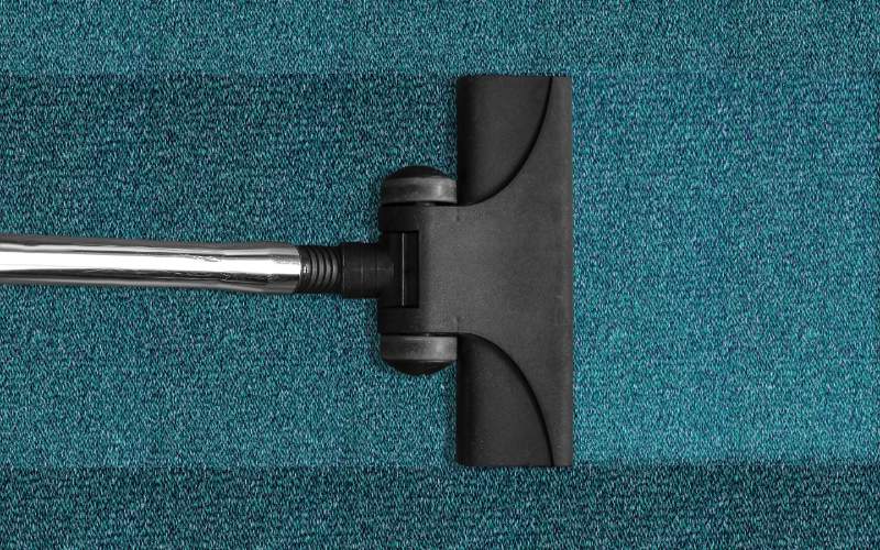 vacuum cleaner attachment on carpet