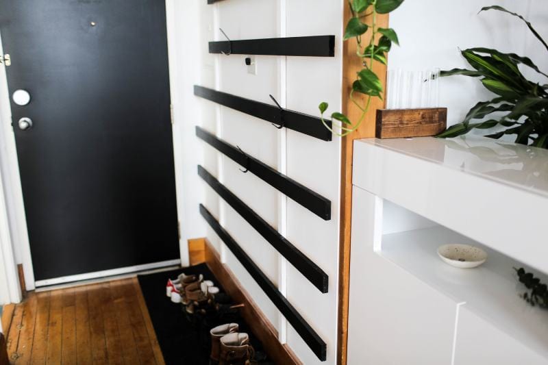 BUILDING A GIANT MINIMALIST COAT RACK