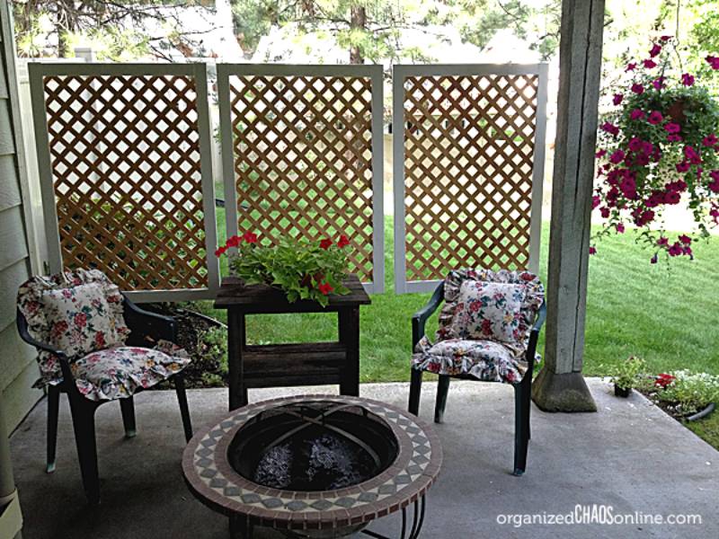 DIY easy patio privacy screen