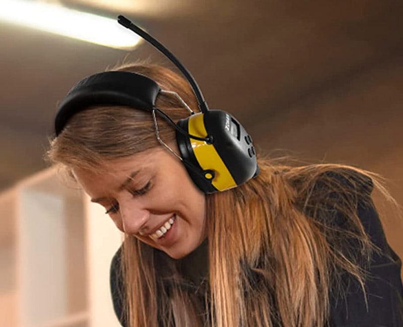 ear muff with radio