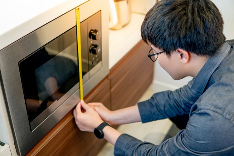 Measuring microwave