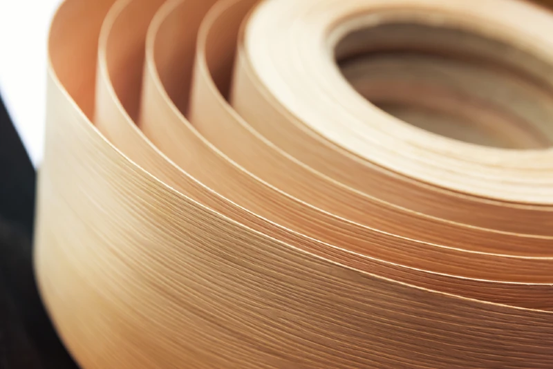 veneer in a roll