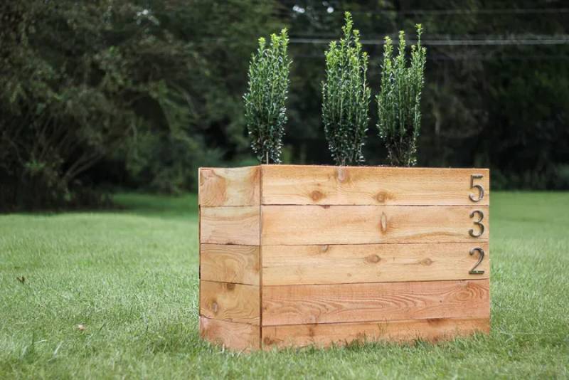 diy cedar planter box