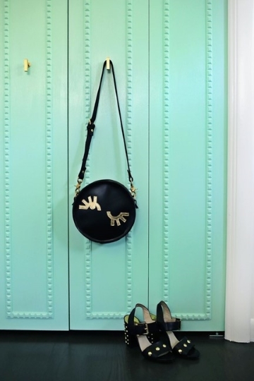 diy closet doors with trim