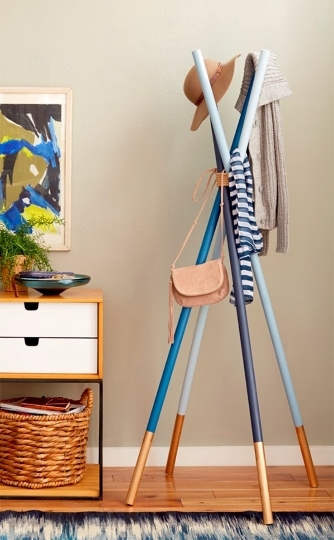 diy cool clothes rack made with old brooms