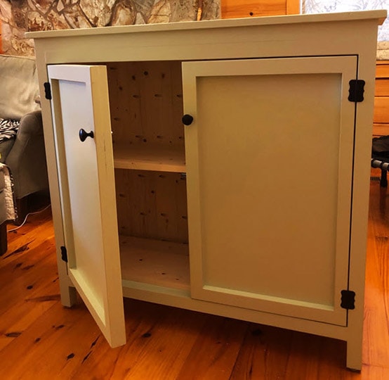 diy farmhouse kitchen cabinet