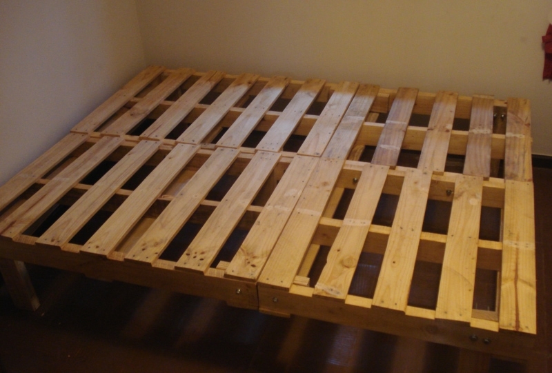 diy pallet bed