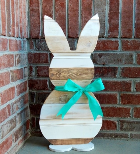 diy reclaimed wood easter bunny