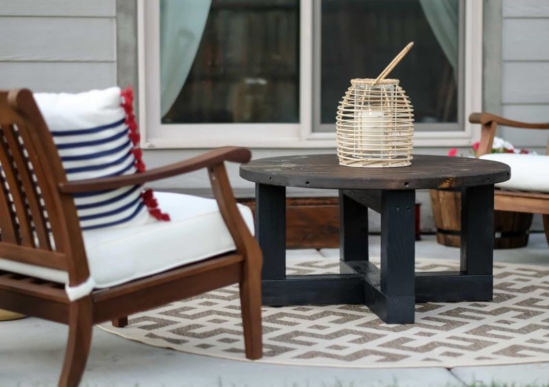 diy rustic outdoor coffee table