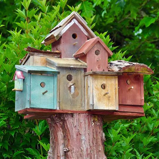 diy tree stump decorating ideas