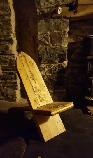 diy viking chair with lichtenberg figure