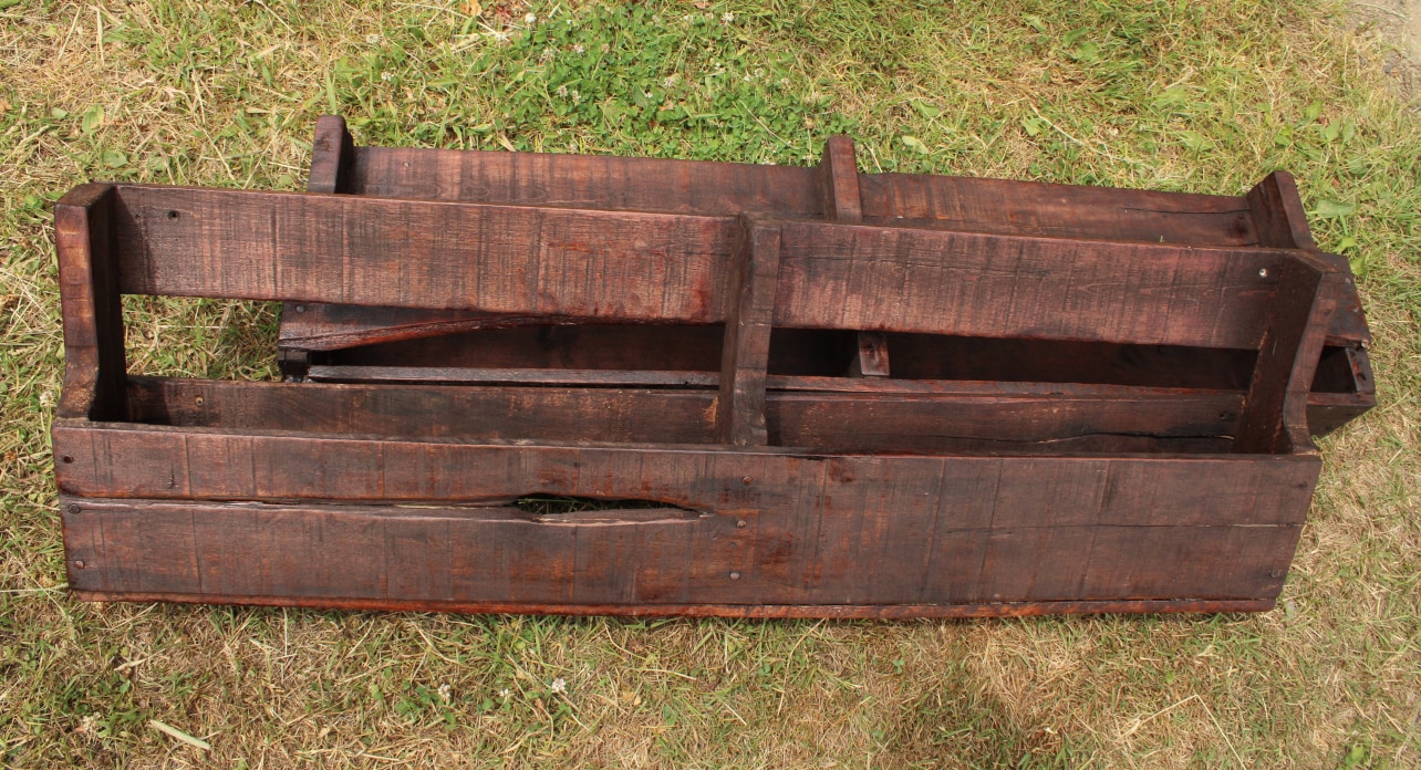 DIY Pallet Shoe Rack by natural living home stead