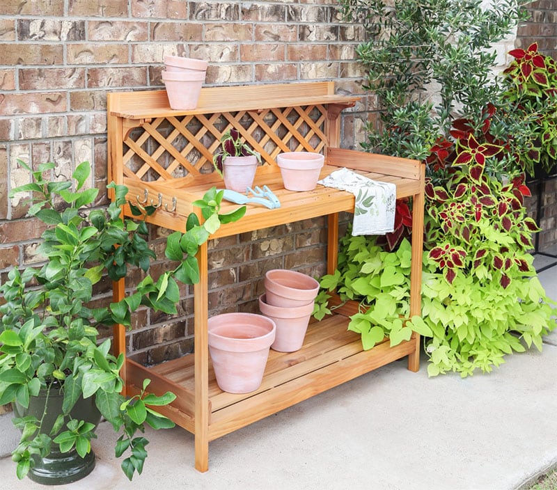 Potting Bench with Lattice Finish